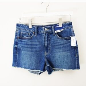 Old Navy High-Rise OG Straight Blue Denim Shorts 3" Inseam Size 8 NWT!